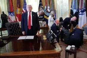 غش در دفتر ترامپ + ببینید 