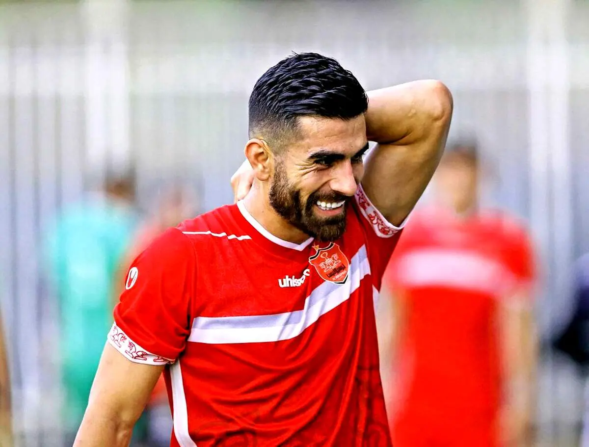 هافبک پرسپولیس هم عزم رفتن دارد