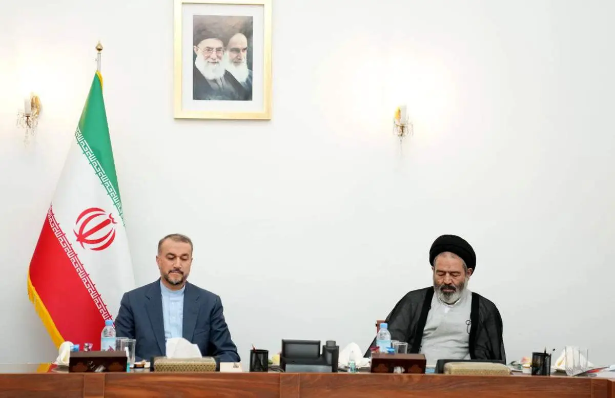 بخش کنسولی وزارت خارجه در مکه و مدینه فعال است