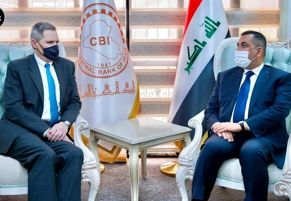 سفیر آمریکا برای کمک به اصلاح نظام بانکداری عراق اعلام آمادگی کرد
