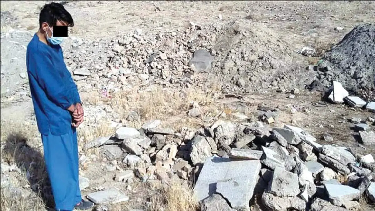 سوزاندن جسد تکه تکه شده در بیابان!