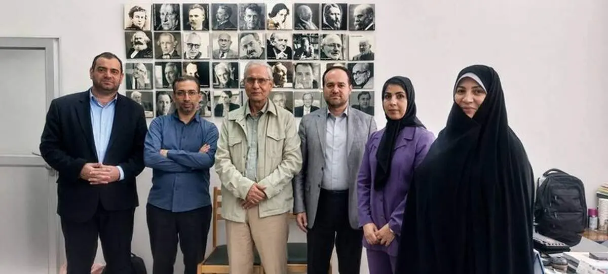 اعلام آمادگی علی ربیعی برای امضای تفاهم‌نامه با انجمن سواد رسانه‌ای