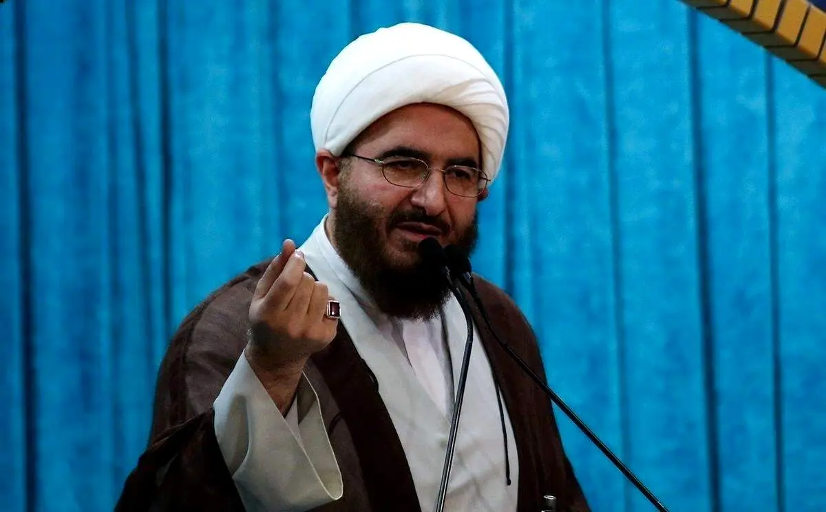 خطیب نماز جمعه تهران: ویروس بی‌عفتی به مراتب از کرونا خطرناک‌تر است!