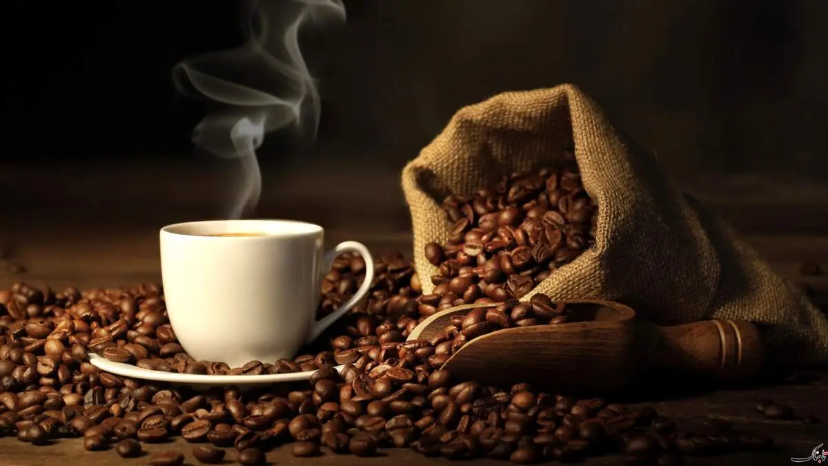 خطرات نوشیدن قهوه با معده خالی