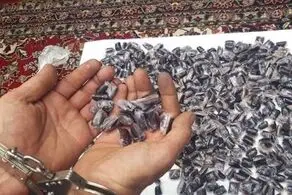 بلع ۲۹۰ بسته تریاک برای قاچاق