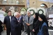 تصاویر مراسم ختم پدر صاحب امتیاز منیبان (پونه نوازنی)