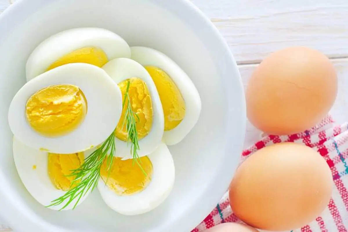 عوارض خطرناک مصرف تخم مرغ