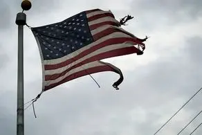 زخمی شدن ۲ نفر در جریان تیراندازی مامور اداره مهاجرت آمریکا