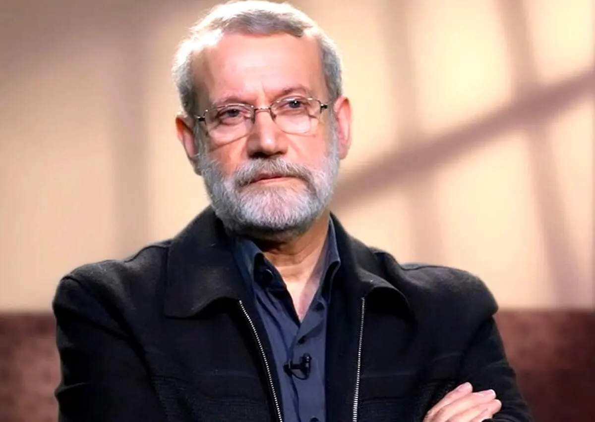 تیپ خاص علی لاریجانی با عینک دودی + ببینید 