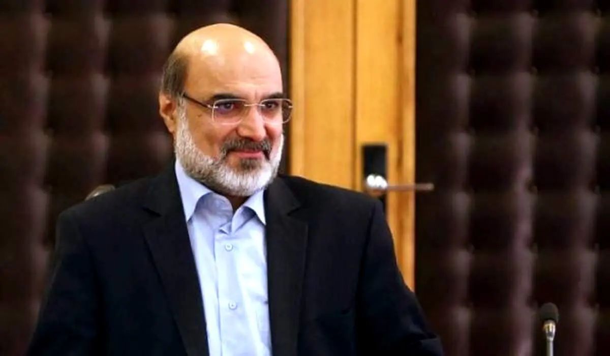 مالک باشگاه استقلال تمام قد پشت نکونام ایستاد