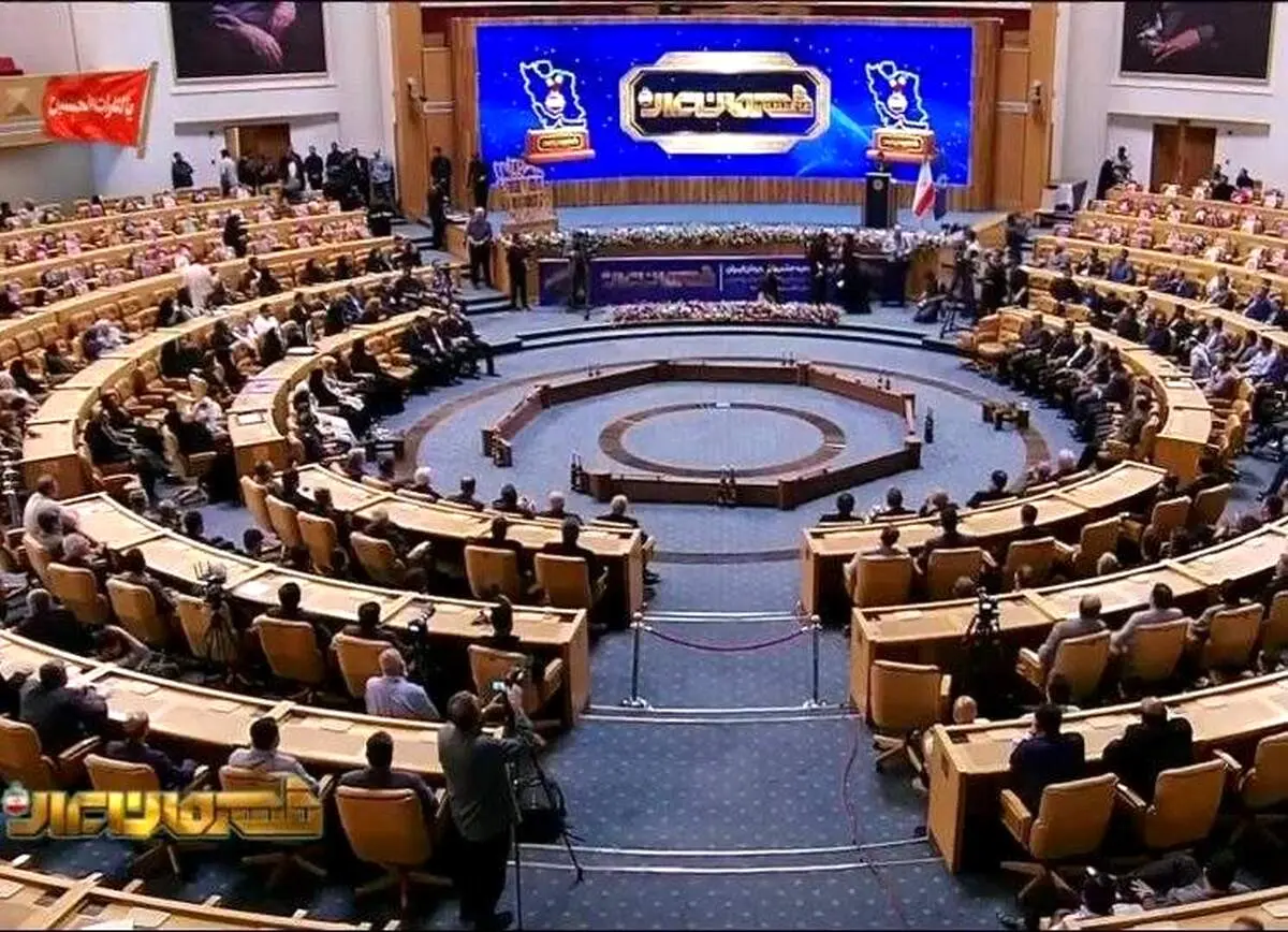 حضور پزشکیان در اختتامیه رویداد ورزشی «قهرمان ایران»