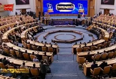 حضور پزشکیان در اختتامیه رویداد ورزشی «قهرمان ایران»