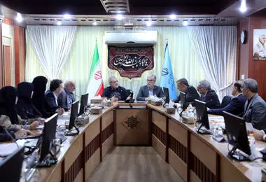 دانشگاه باید از محیط صرفاً آموزشی فاصله گرفته و به میدان حل مسئله وارد شود