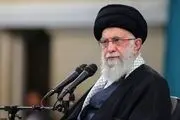 تصویری از آیه نصب شده در مراسم بزرگداشت شهید رئیسی در حسینیه امام خمینی(ره) 