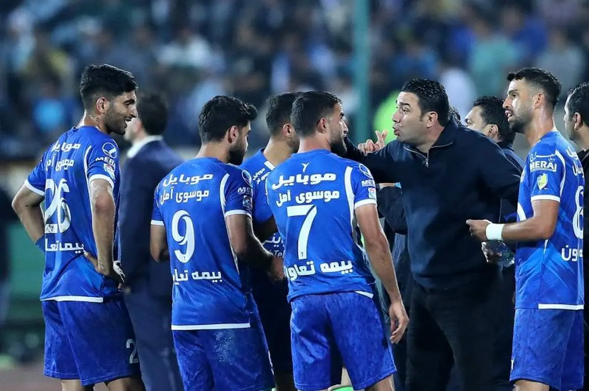 درگیری بین مربیان در بازی استقلال و فولاد که از دید دوربینها پنهان ماند