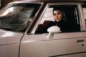 هنرنمایی بی نظیر پریناز ایزدیار در «صدام»/ فیلم و عکس