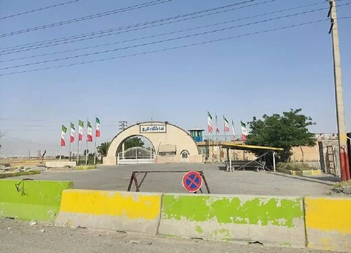 آتش سوزی در زندان کرج/ زندانیان درگیر شدند