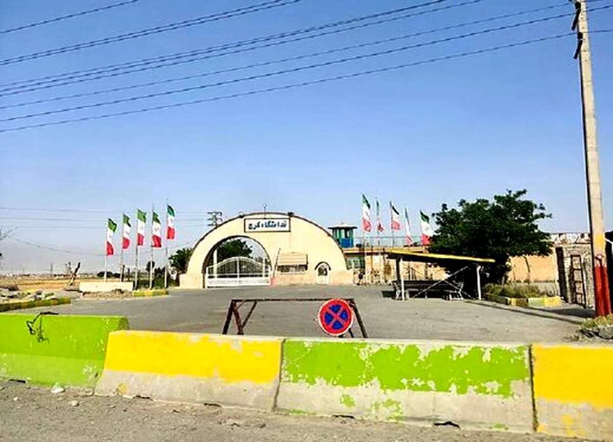آتش سوزی در زندان کرج/ زندانیان درگیر شدند