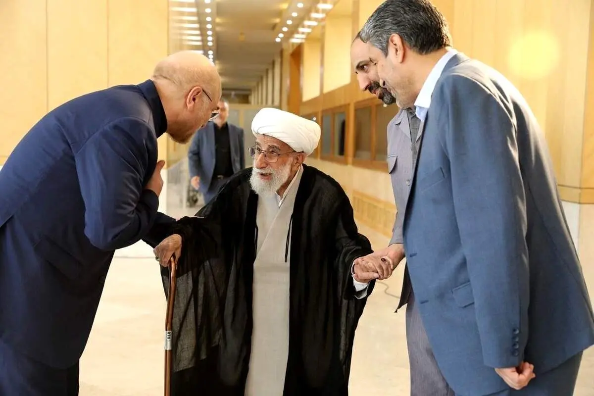 تصاویر جدید از جنتی در آستانه 99 سالگی + ببینید 