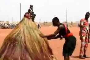 فیلم واقعی از رقص مردم با جن!/ ویدئو ترسناک