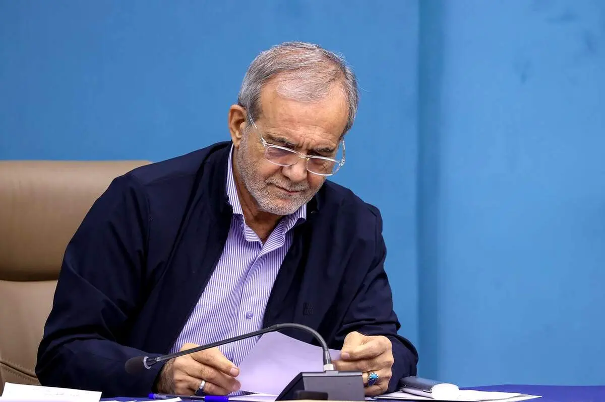 رفتار بی‌ادبانه اردوغان با مسعود پزشکیان که شکار دوربین ها شد/ فیلم