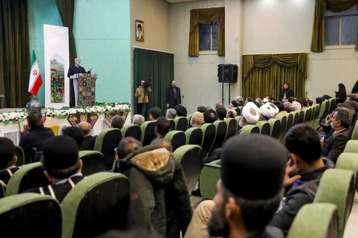 اگر هر کس در جایگاه خود مسئولیتش را به‌درستی انجام دهد، هیچ مانعی نمی‌تواند مانع پیشرفت این ملت شود