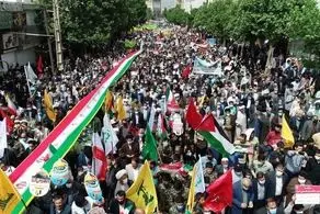 حضور نماینده زن مجلس با همسرش در راهپیمایی + عکس 