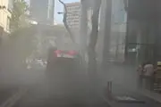 نجات ٨٠ نفر از آتش سوزی یک مجتمع اداری-تجاری
