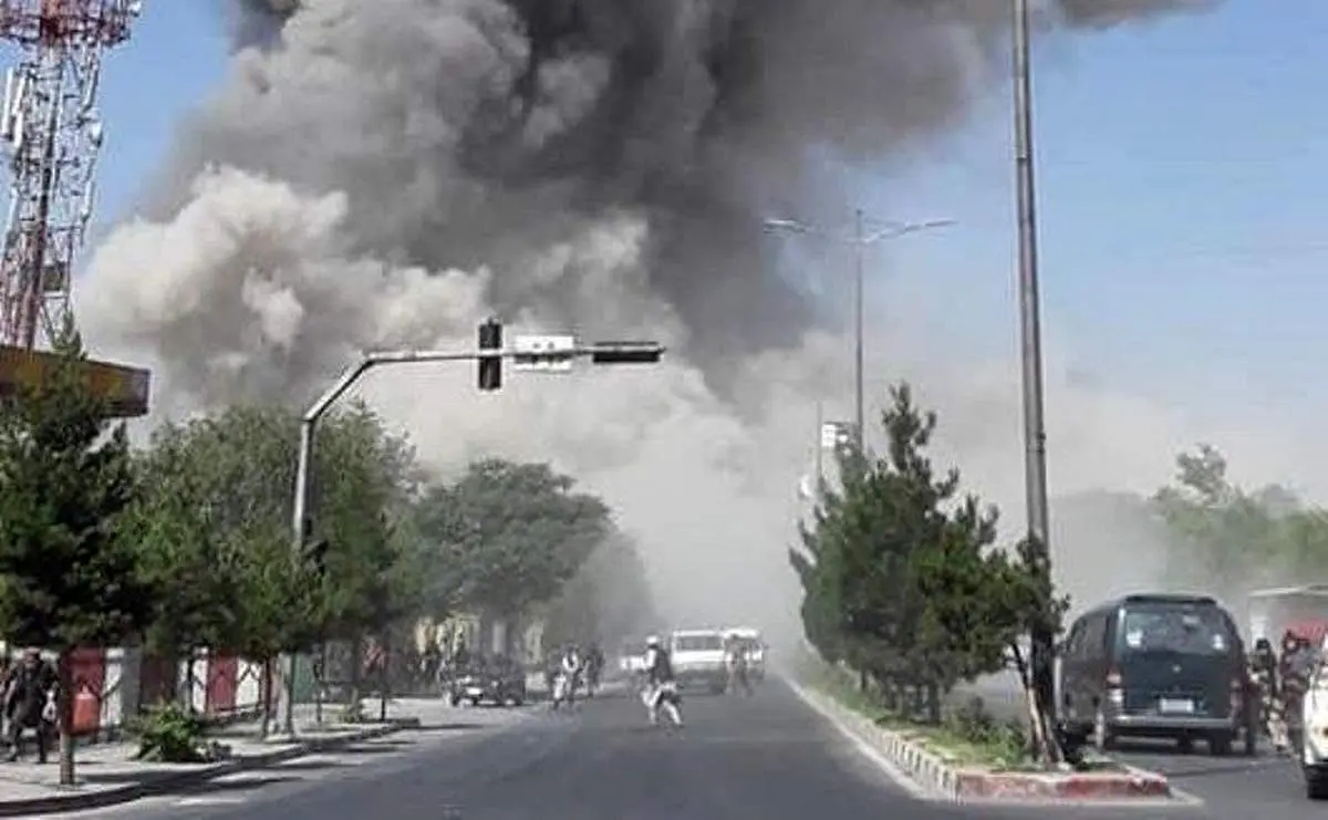 انفجار بزرگ در مسجد شیعیان/ افغانستان به خاک و خون کشیده شد