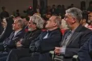 پزشکیان در اختتامیه جشنواره: بسیاری از شب‌ها از تلخی اتفاقات اخیر کشور نمی‌خوابم