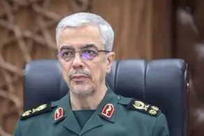 ناو ایرانی دور کره زمین را چرخید/ واکنش سرلشکر باقری