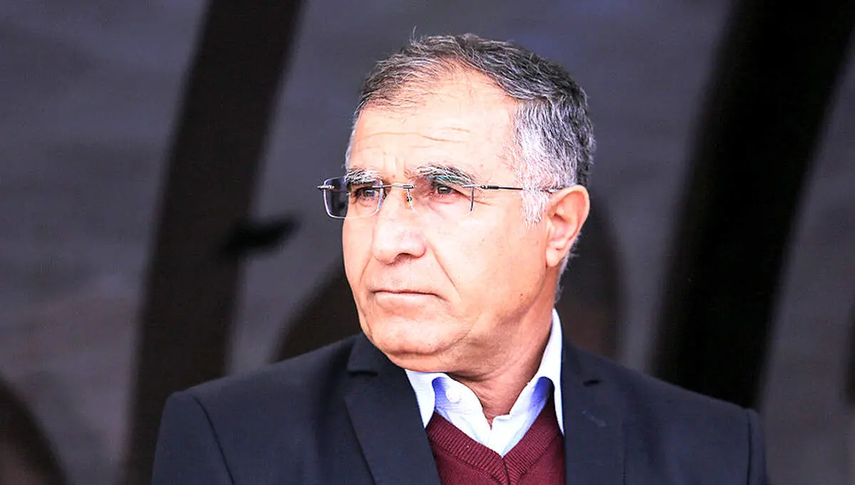 جلالی بازیکنان نساجی را اخراج کردند