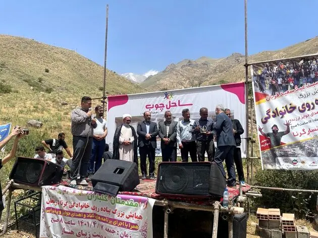 پیاده روی صبجگاهی در روستای گرنا
