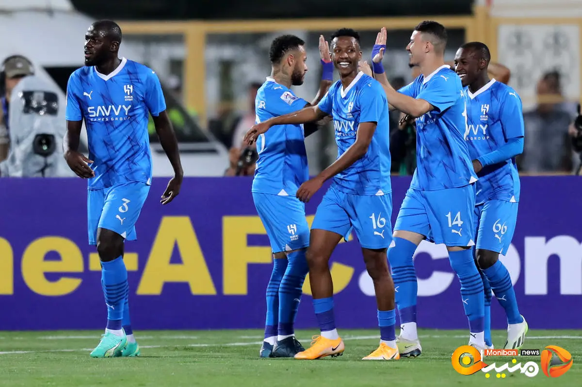 پاداش باورنکردنی برای ‌آبی‌ها/ آقای رئیس ریخت و پاش کرد