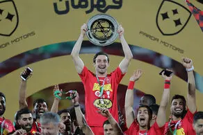 سیم خاردار پرسپولیس درخواست جدایی داد
