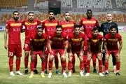 فوتبالیست معروف به کشور برنگشت