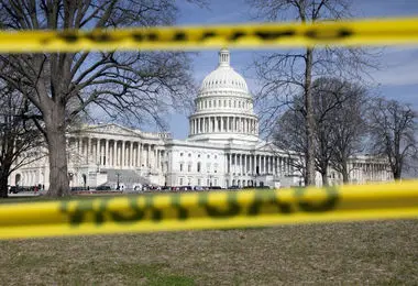 تلاش یک فرد برای ورود به کاخ سفید + جزییات 