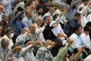 شعار «مرگ بر بی‌حجاب» در نمازجمعه تهران |  مدیرعامل همشهری: اعتراضشان به حق است