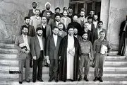 عکس دیده نشده از رهبری + ببینید 