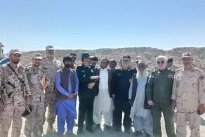 تصاویری از حضور مقام ارشد سپاه در مرز + ببینید 