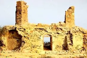 گورستان ترسناکی  که مردگان در آن آویزانند/ عکس