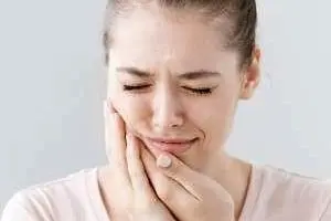 خونریزی لثه و خطر سکته قلبی و مغزی!