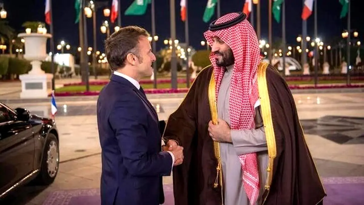 بن سلمان و مکرون درباره تحولات منطقه گفتگو کردند 