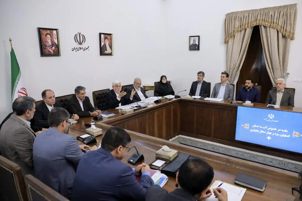 عارف: دشمنان شبانه‌روز به‌دنبال برهم زدن جو آرام کشور هستند 