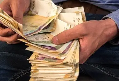 نحوه محاسبه عیدی کارمندان دولت  ۱۴۰۵/ زمان واریز