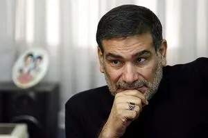 شمخانی پس از جنجال‌های عروسی در یک مراسم حضور یافت/ فیلم