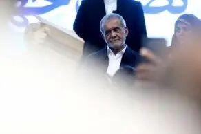 تلاش برخی کاندیداها برای اتهام‌زنی و عبور از اخلاق در مقابل اخلاق‌مداری پزشکیان