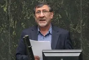 نماینده مجلس: خدایا دیگران با رهبر ما چه کردند که ما انقلابی شده‌ایم؟!