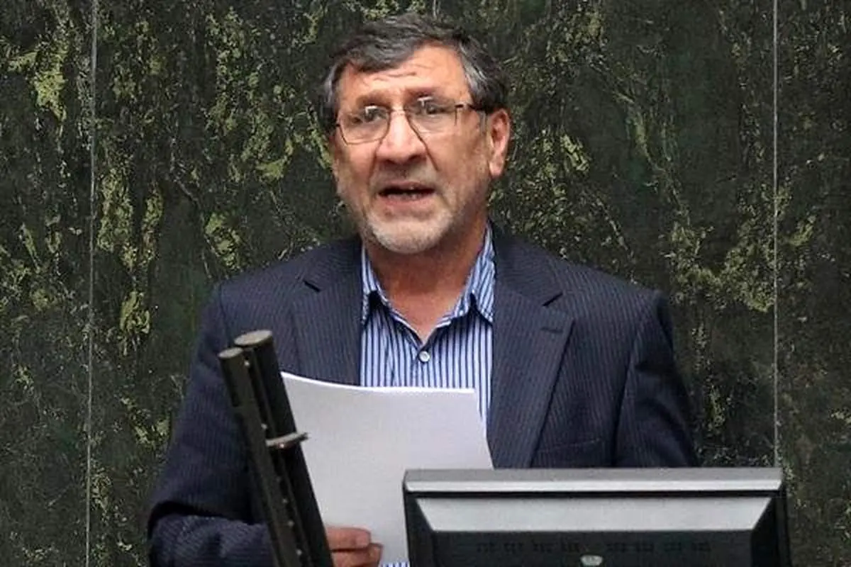 نماینده مجلس: خدایا دیگران با رهبر ما چه کردند که ما انقلابی شدهایم؟!