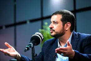 رائفی پور به قالیباف: چرا پسرتان به دنبال اقامت کانادا است؟